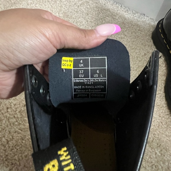 Dr Marten 1460 WOMEN'S PATENT LEATHER LACE UP BOOTS - Picture 13 of 13